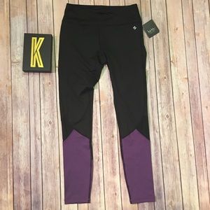 NEW Nicole Miller Active Wear Leggings Size M